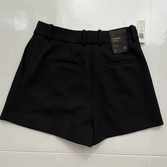 🆕 ARITIZIA BABATON✨ pleated classic mini shorts NWT sz 0