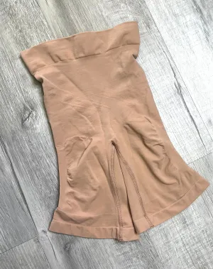 0161 Seamless Short