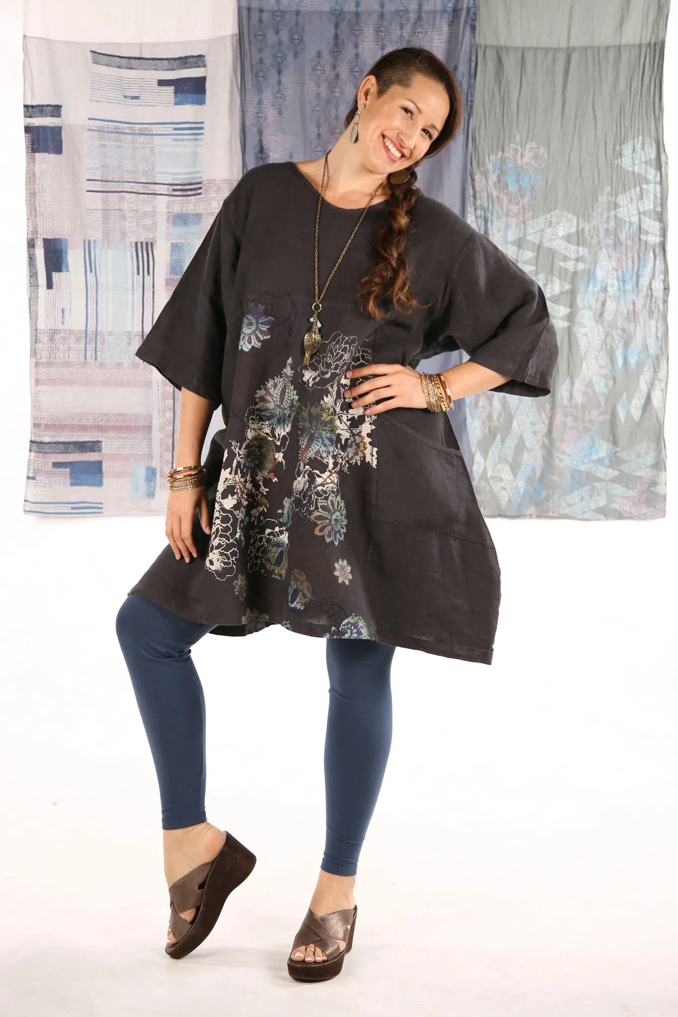 2257-OV Century Tunic-Soft Black-Printed