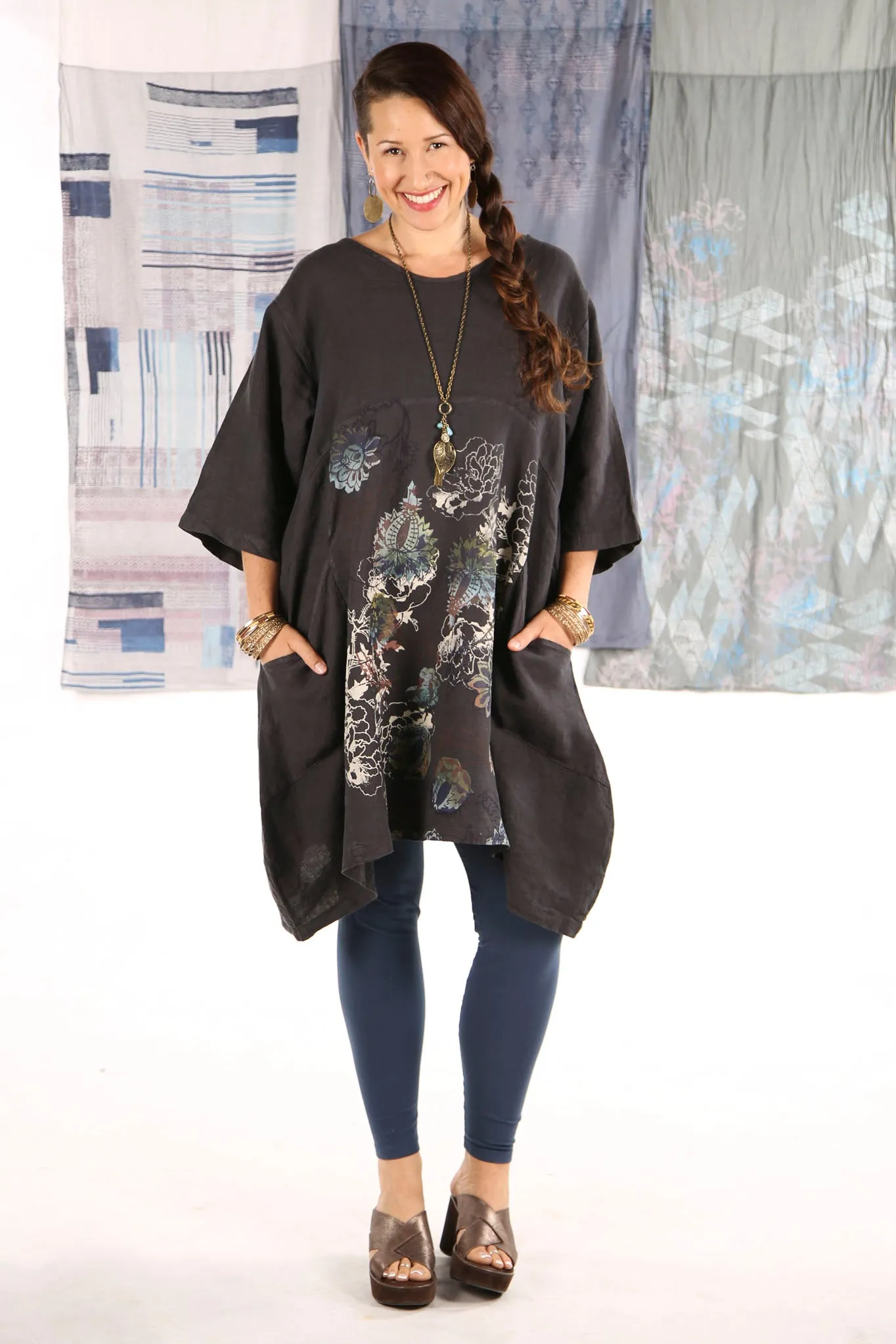 2257-OV Century Tunic-Soft Black-Printed