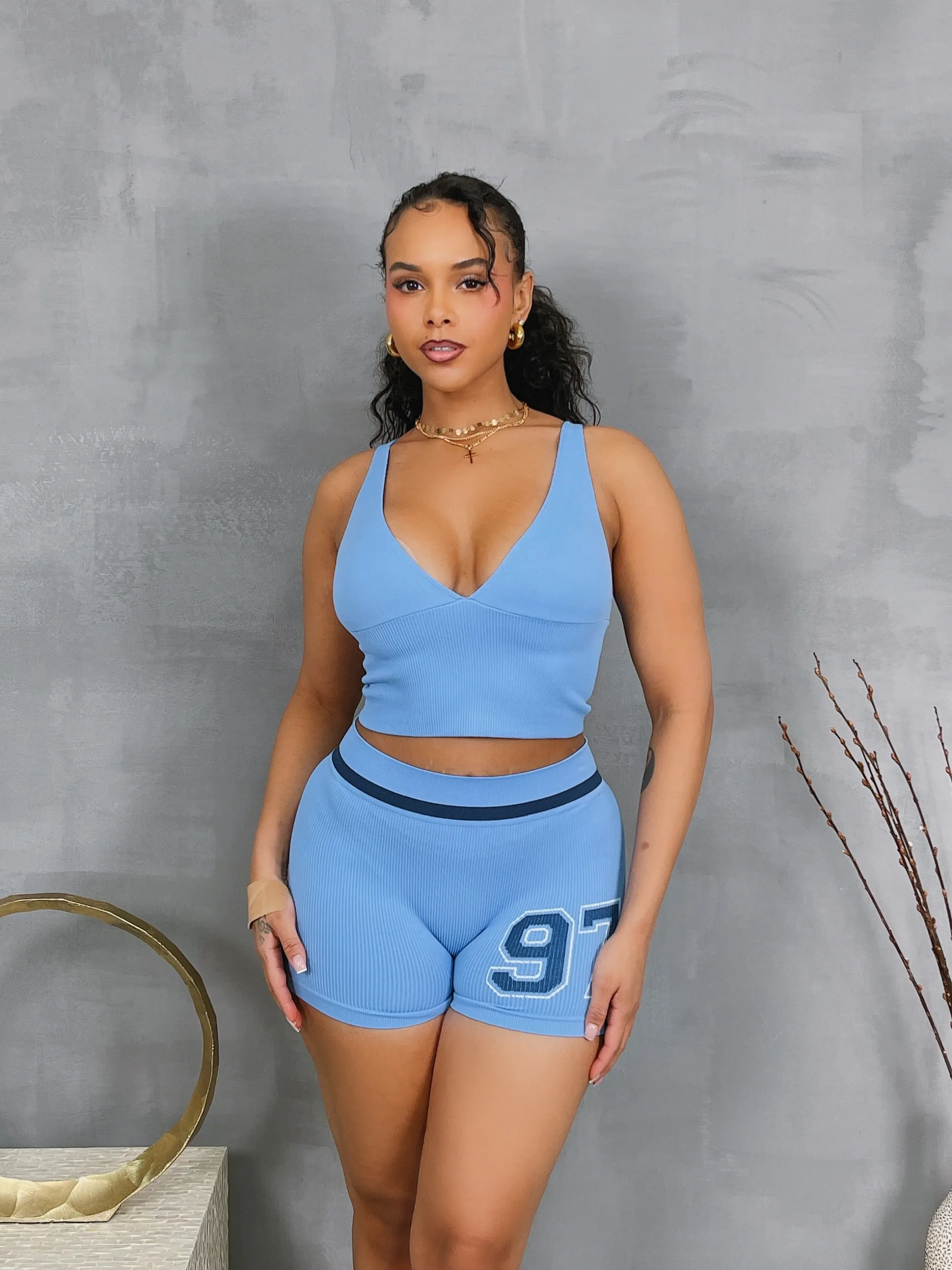 54778 54776P - SEAMLESS V NECK CROP TOP & SHORTS SET (2PC)