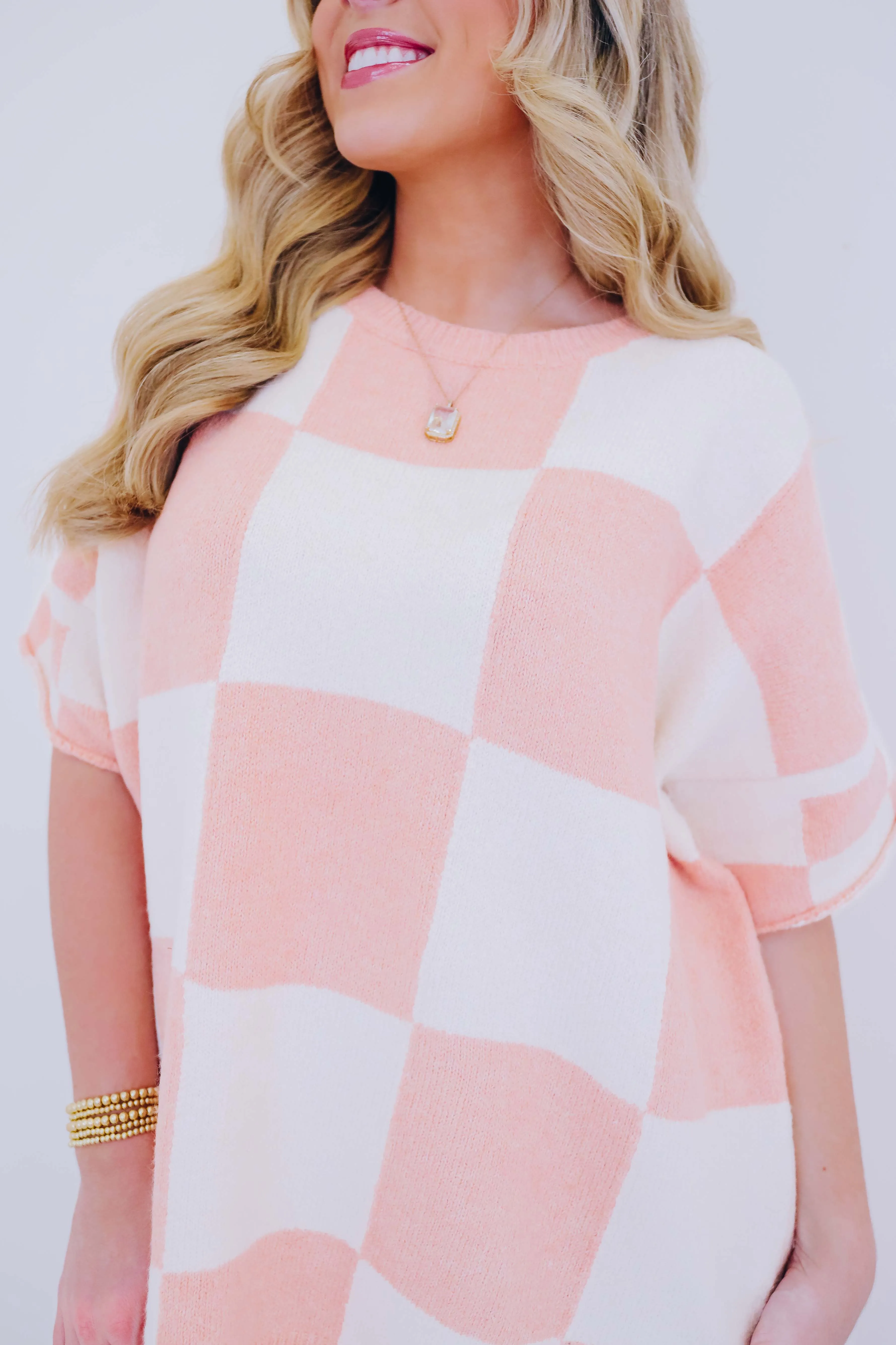 A Bit Checkered Short Sleeve Sweater - 2 Colors