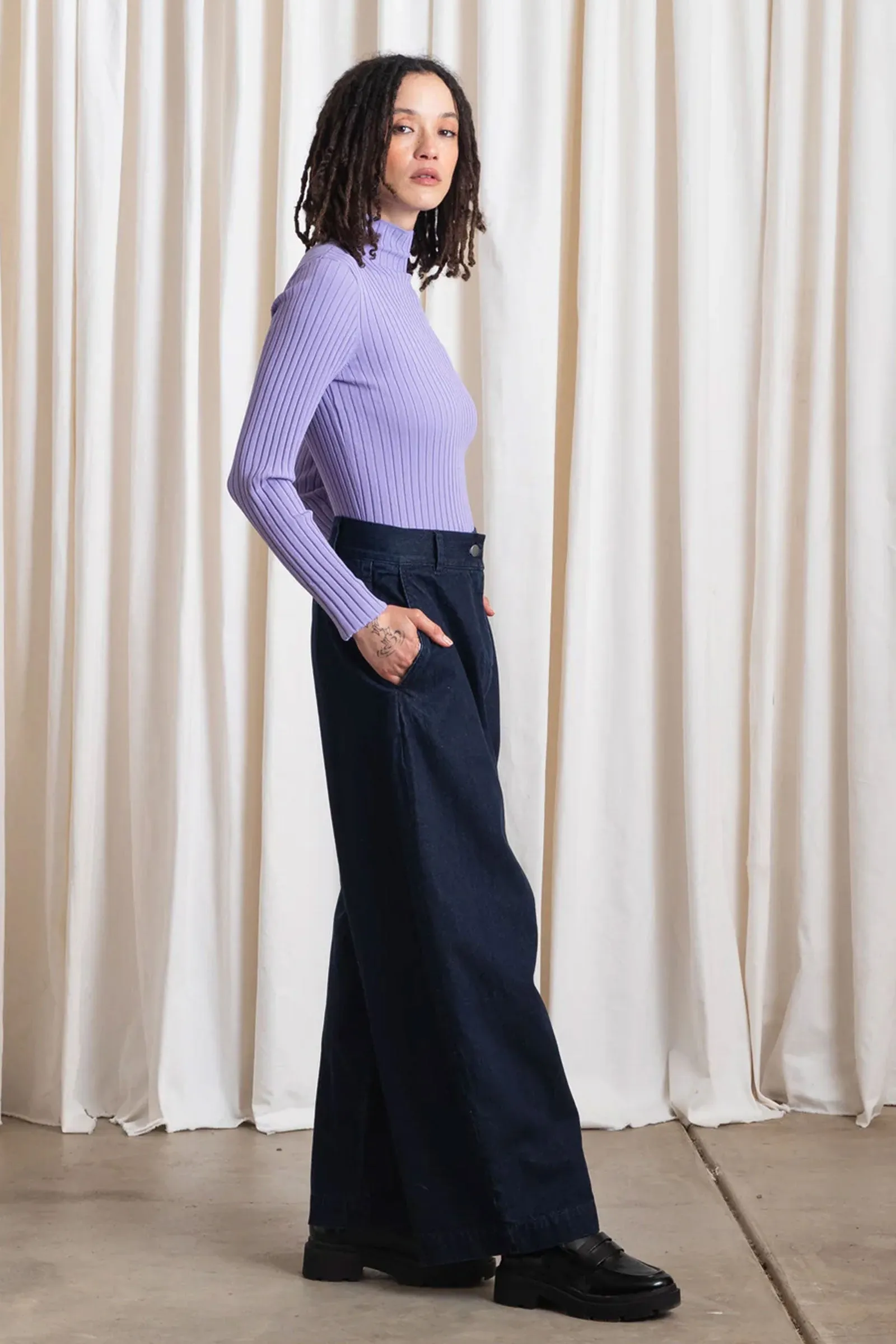 Ali Golden Ribbed Mock Sweater in Lilac