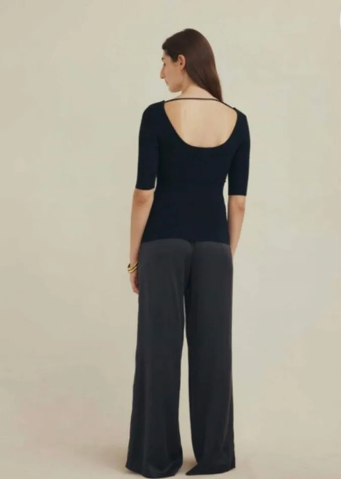 Aline Top Black