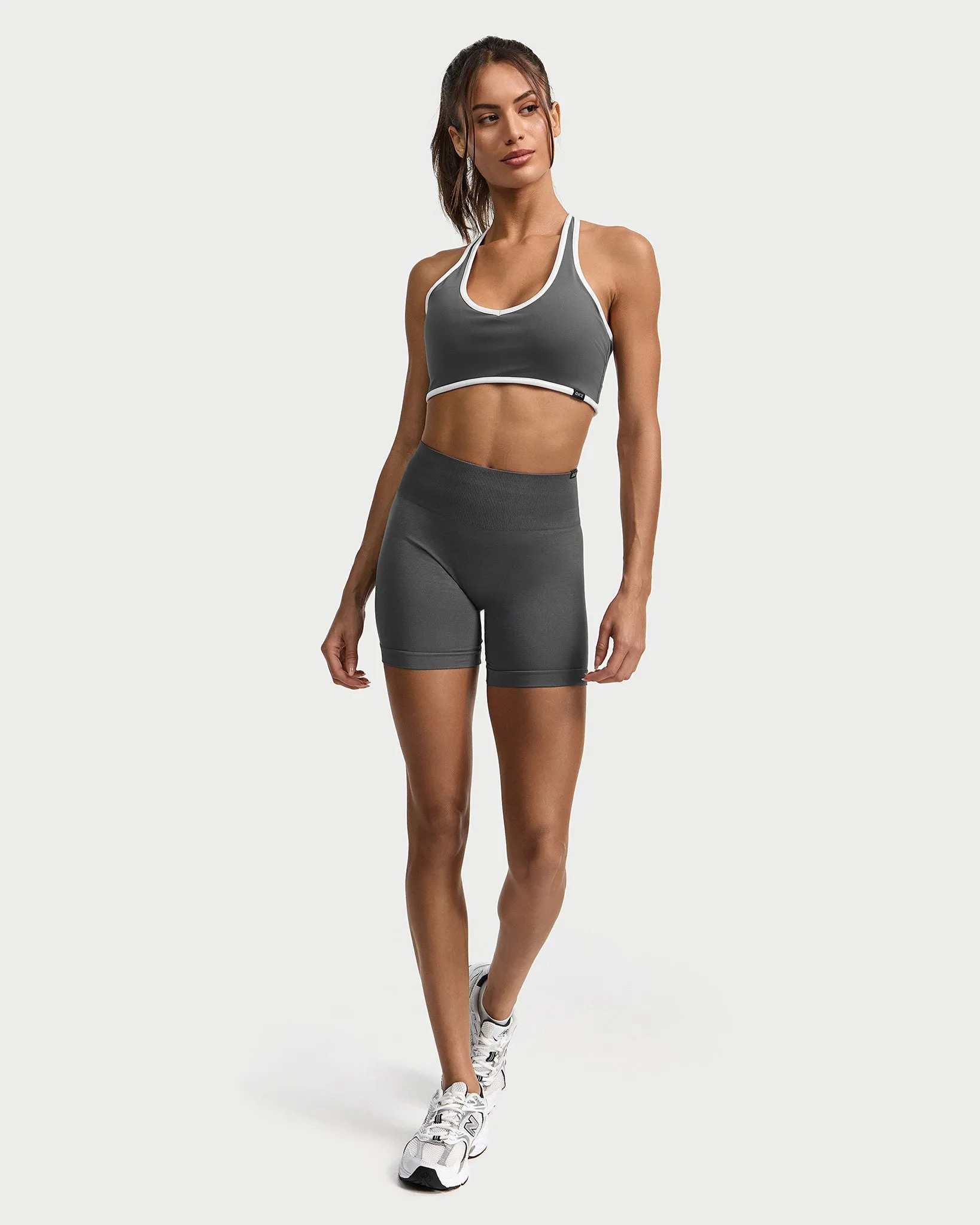 Appearance Contour Seamless Shorts (Outlet)