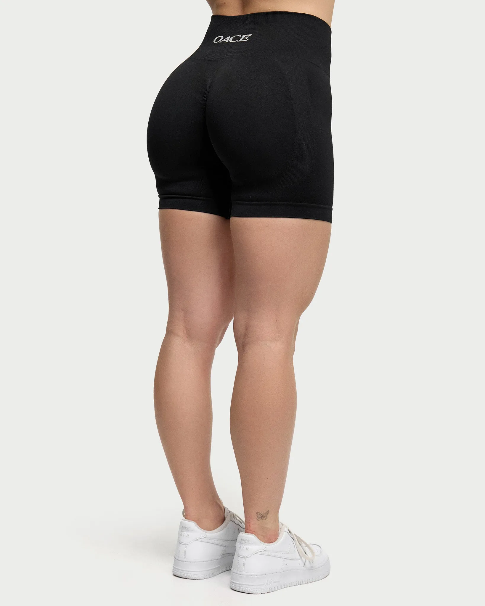 Appearance Contour Seamless Shorts