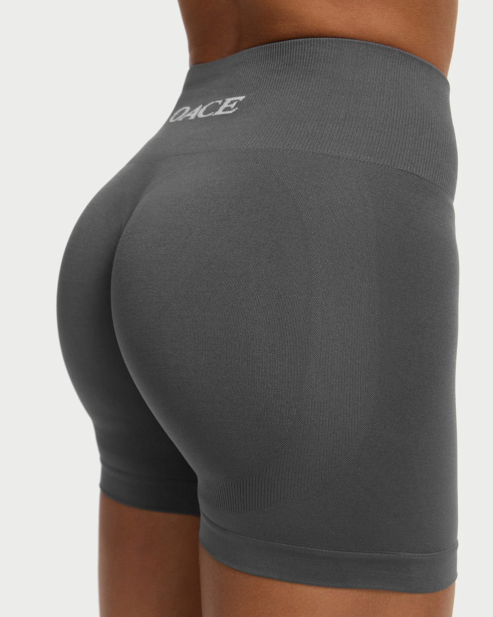 Appearance Contour Seamless Shorts