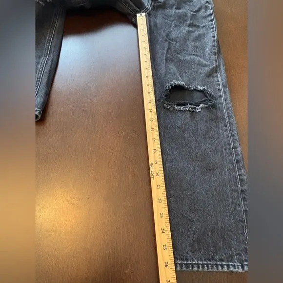 ARITZIA DENIM FORUM 25 Joni Hi-Rise Loose 26L Jean Black Wash Distressed Rips