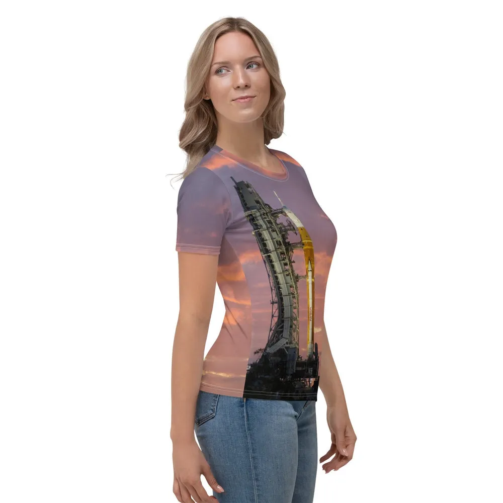 Artemis Launchpad Fitted T-Shirt