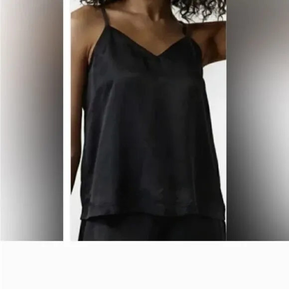 Athleta Calm cool Cami and Pant 2 piece sleep / lounge set size medium. …