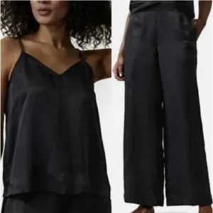 Athleta Calm cool Cami and Pant 2 piece sleep / lounge set size medium. …