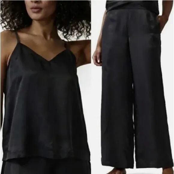 Athleta Calm cool Cami and Pant 2 piece sleep / lounge set size medium. …