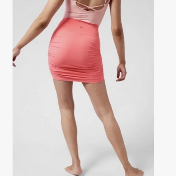 Athleta Transcend Skort coral petal pink size XS