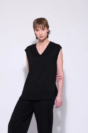 Back Story Vest - Black