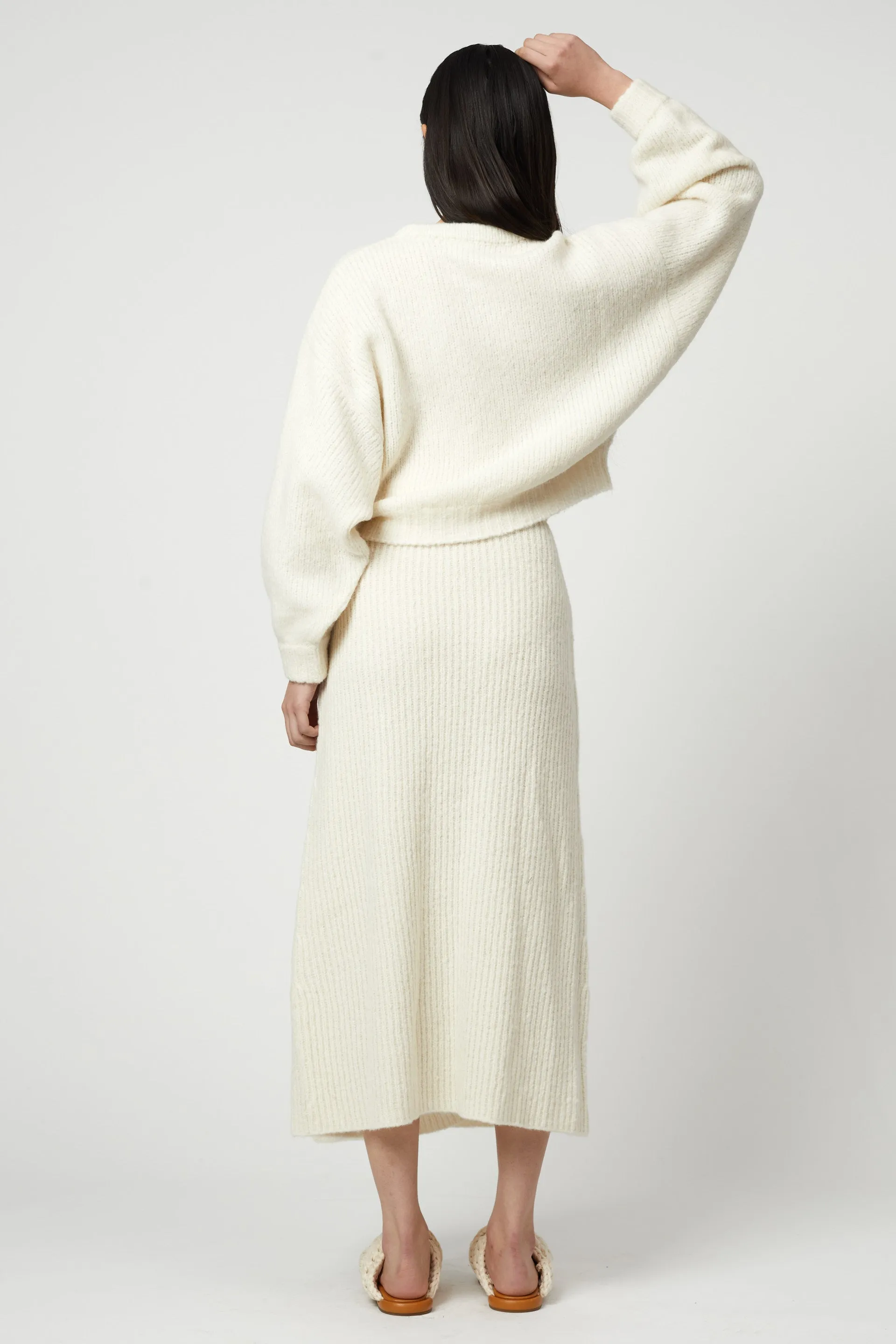 BALLOON SLEEVE SWEATER