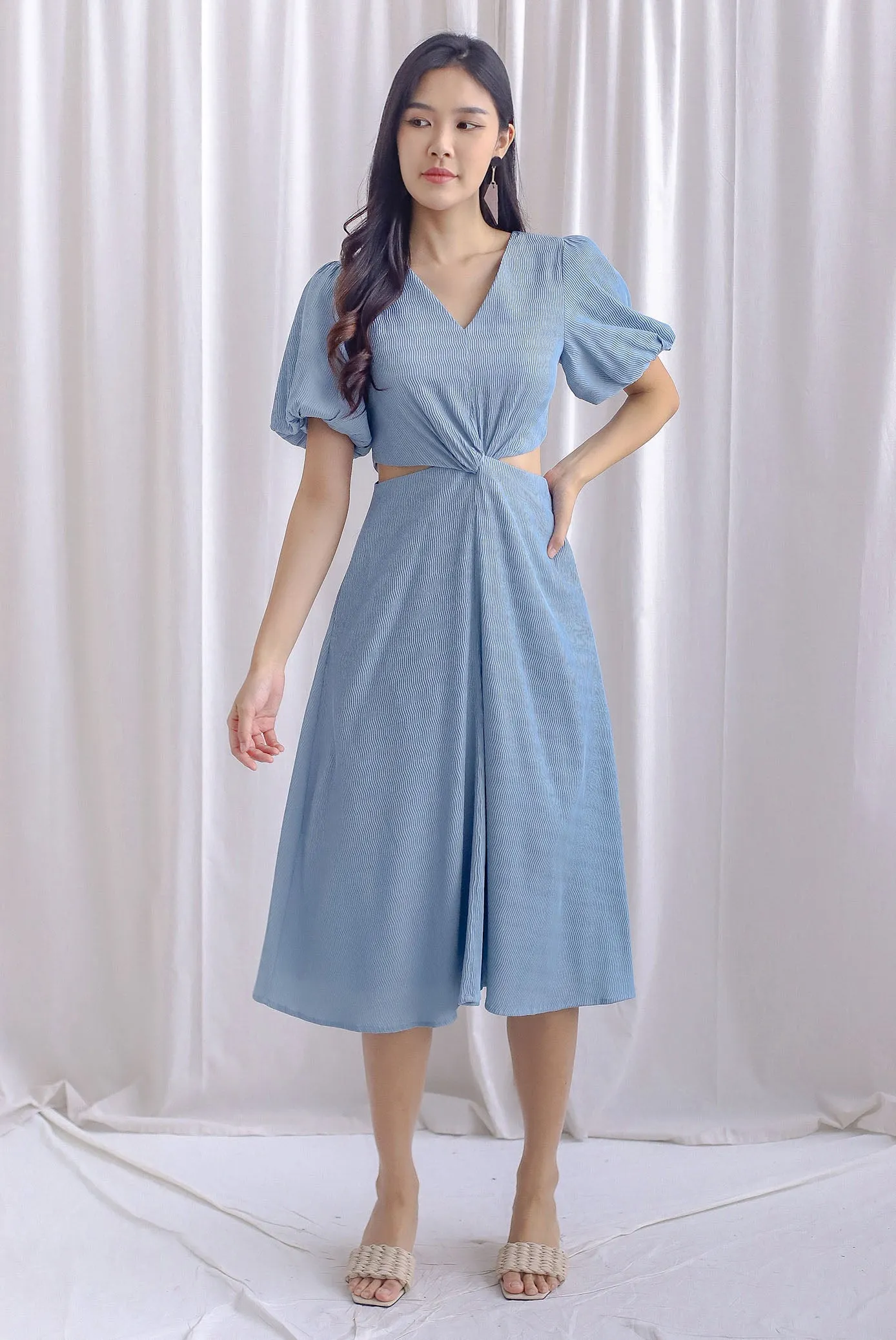 Bea Puffy Sleeve Knot Cut Out Midi Dress In Dusty Blue