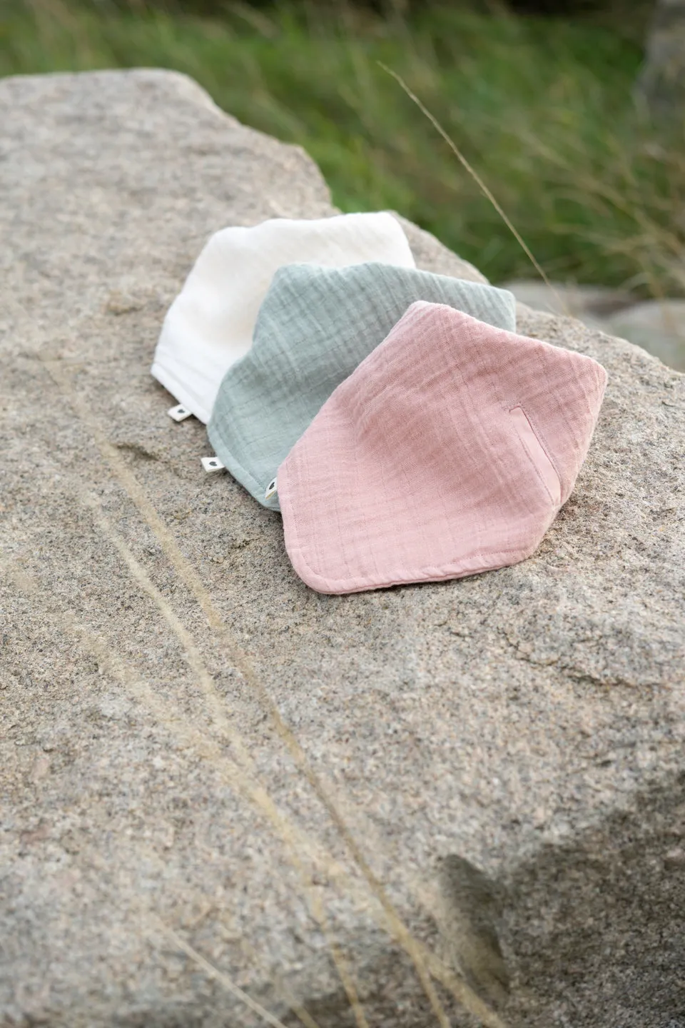 BIBS Bandana Bib Ivory ONE SIZE (Min. of 2 PK , multiples of 2 PK)