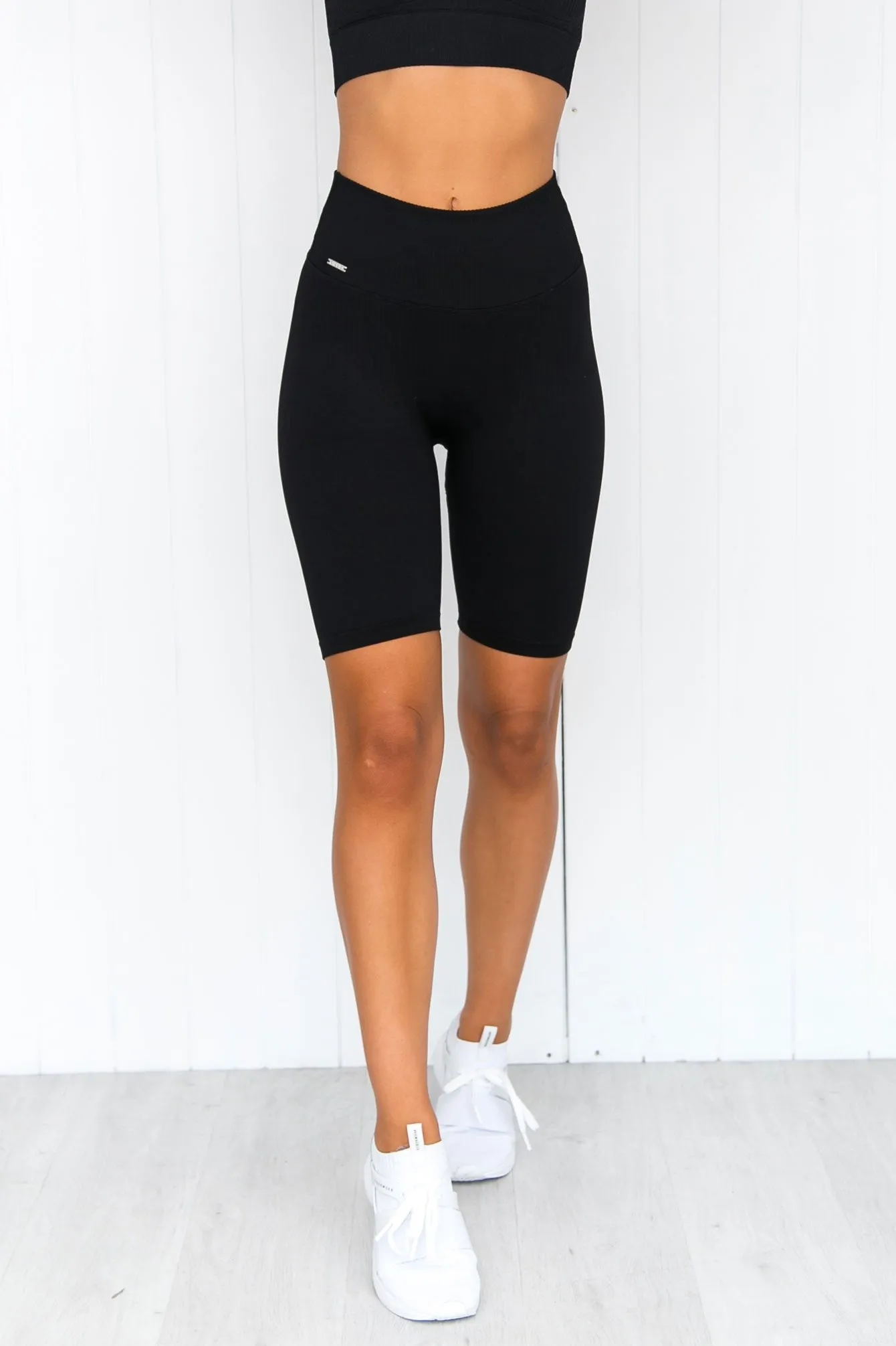 Black Ribbed Seamless Bike Shorts