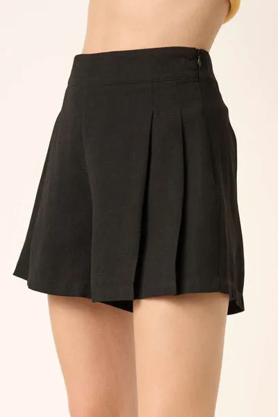 Black Side Invisible Zipper Pleated Shorts