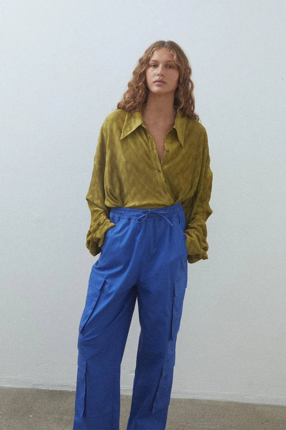 BLANCA STUDIO CARRIE kongeblå oversized cargobukse