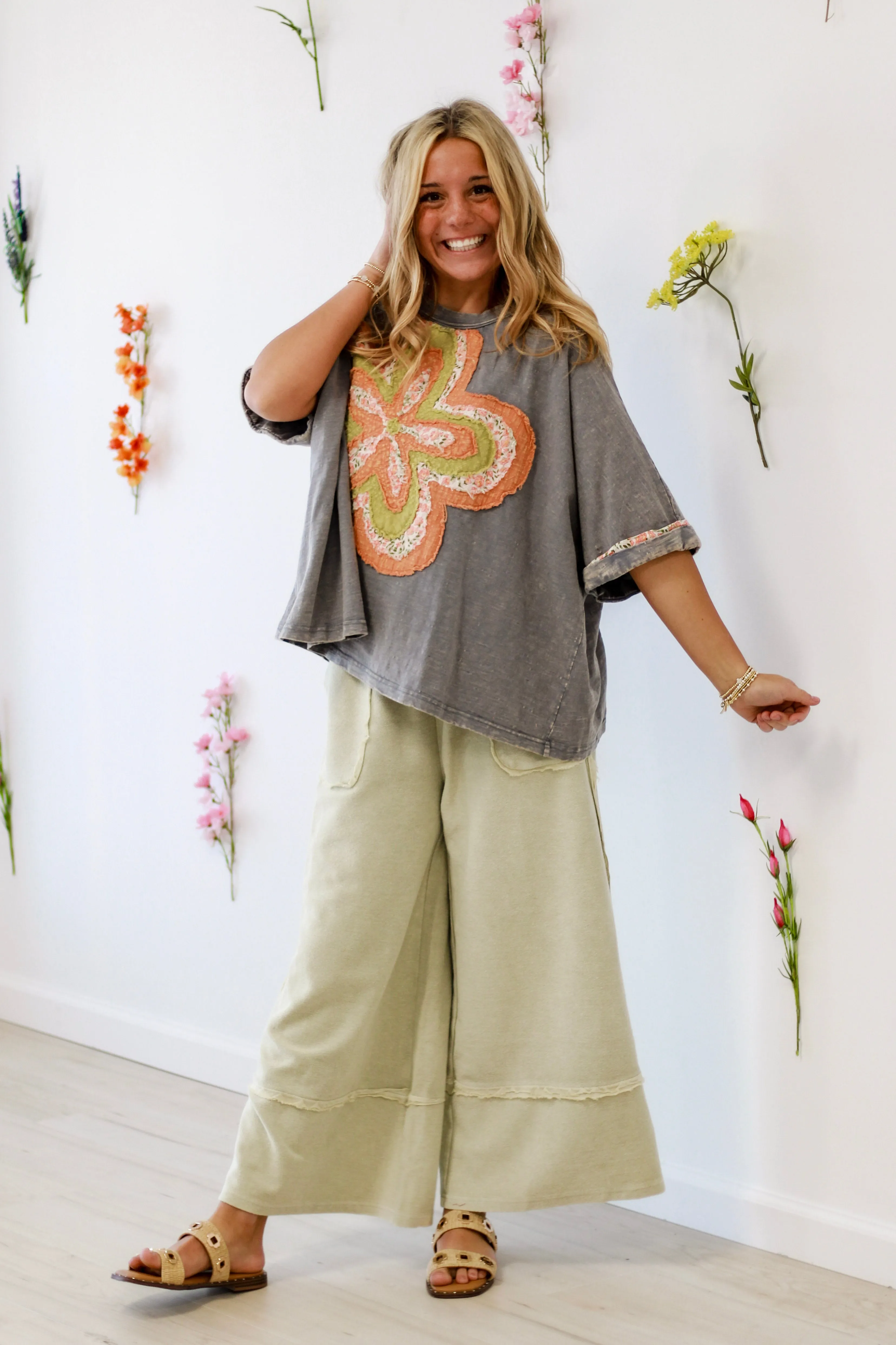 Blooming Personality Top in Slate