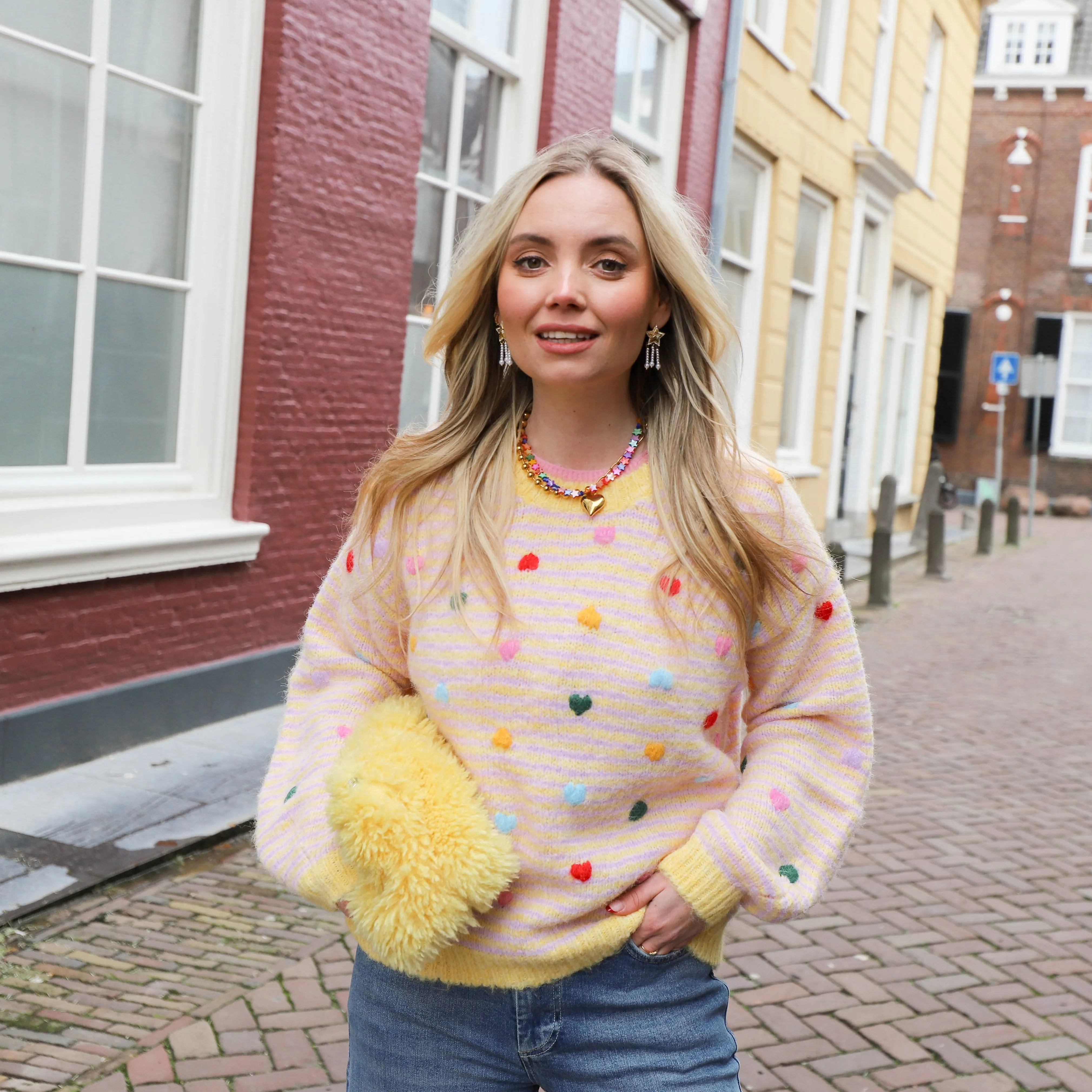 Bolletjes trui geel