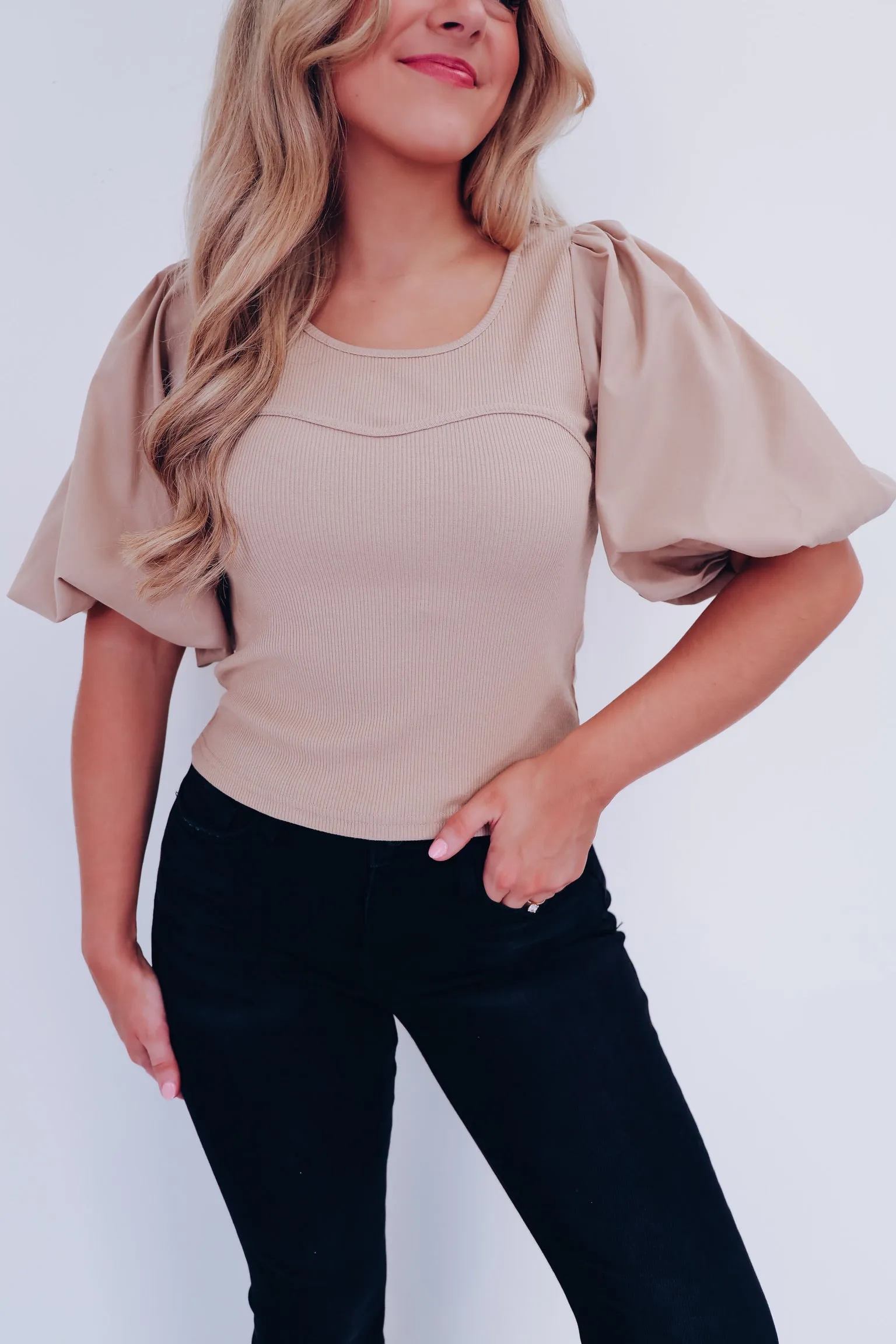 Brielle Bubble Sleeve Crop Top - Beige