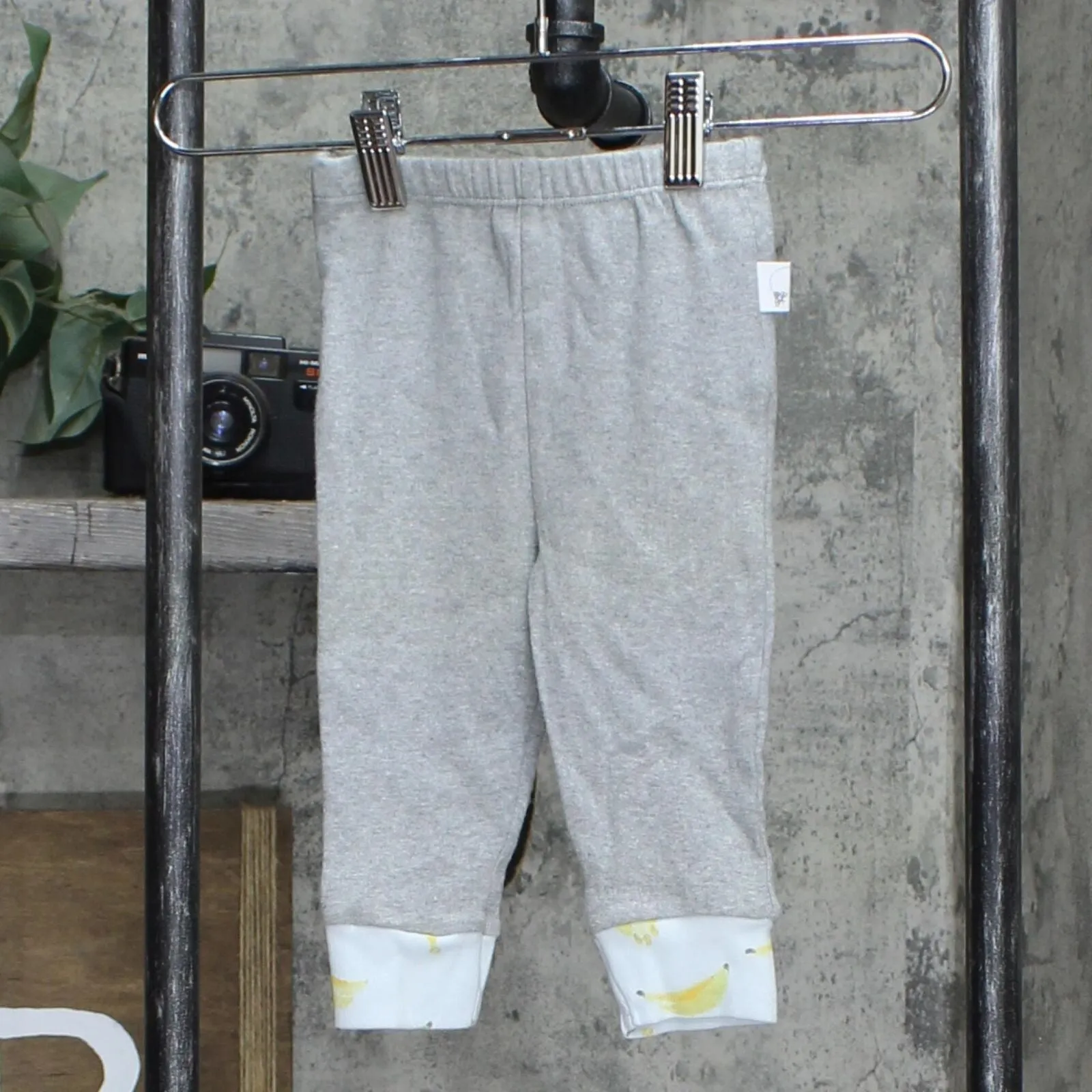 Burt's Bees Crazy Bunch Organic Baby Bananas Bodysuit & Pant Set Gray 3M-6M