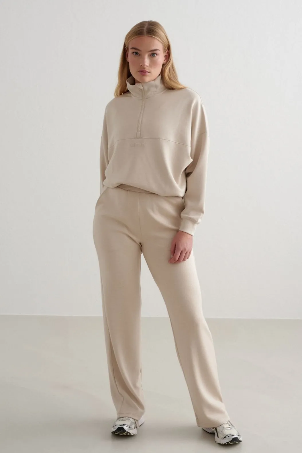 Comfy Modal Half Zip | Cafe Au Lait