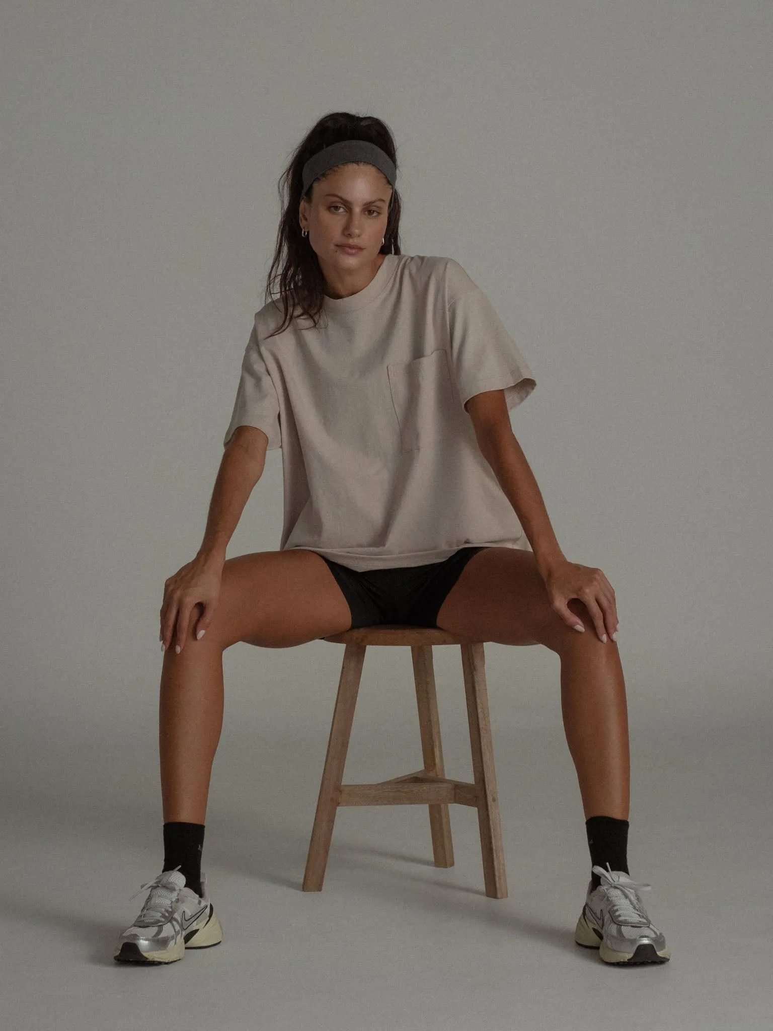 COTTON POCKET T-SHIRT - STONE