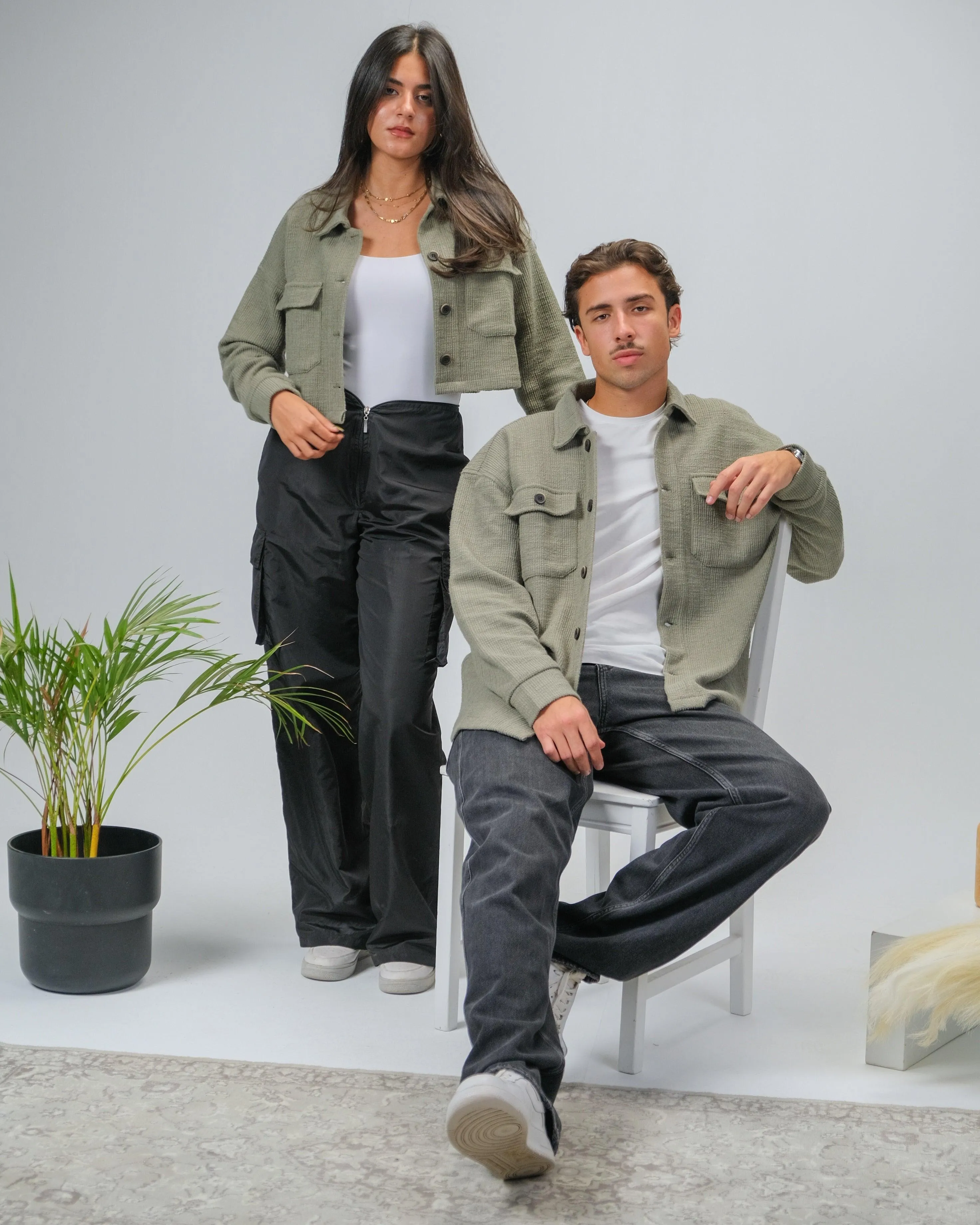 Cropped Olive Buttoned Jacket