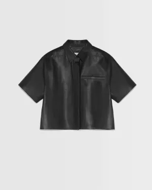 Cropped shirt with short sleeves in leather