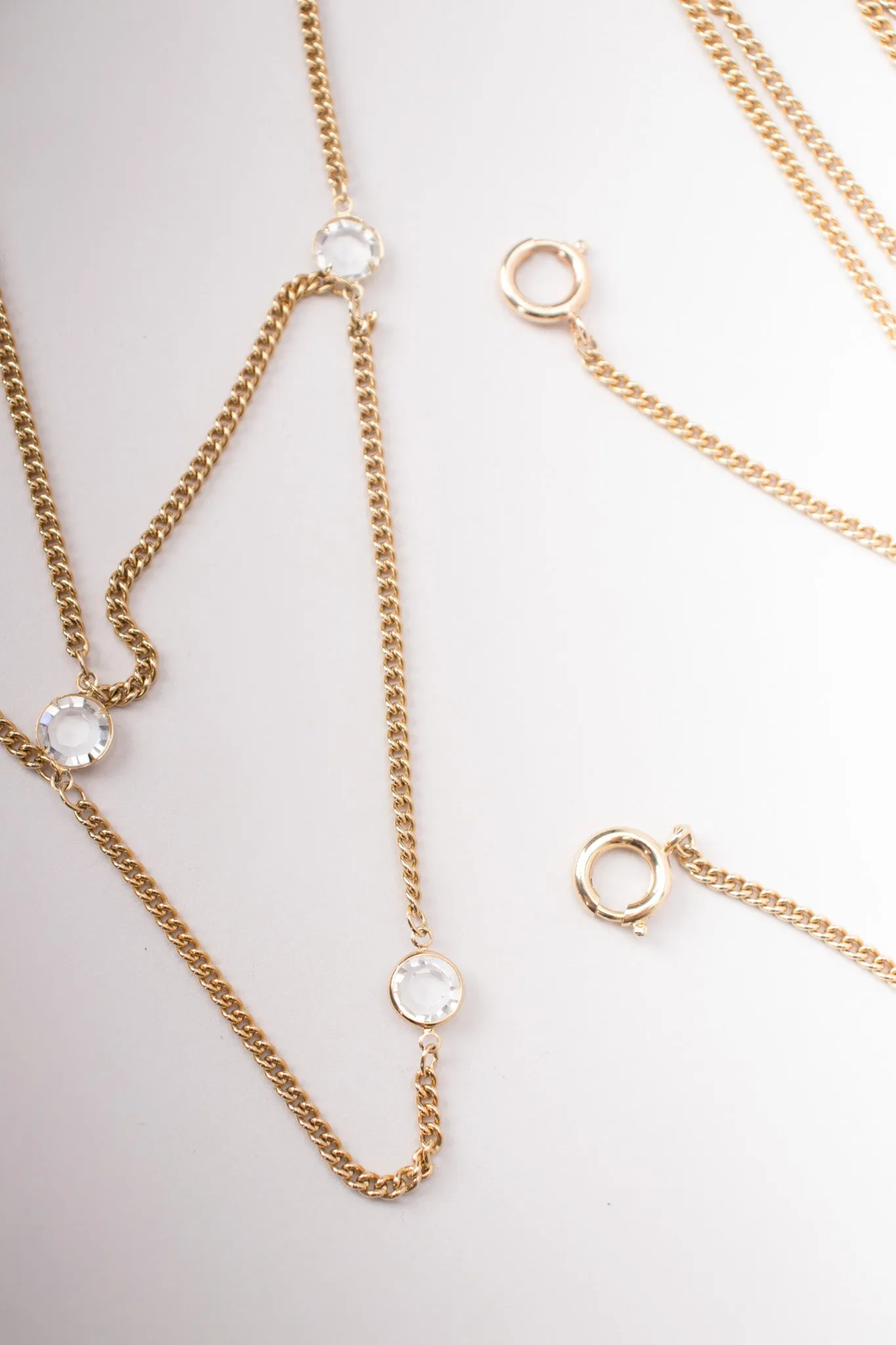 Crystal Chain Capelet