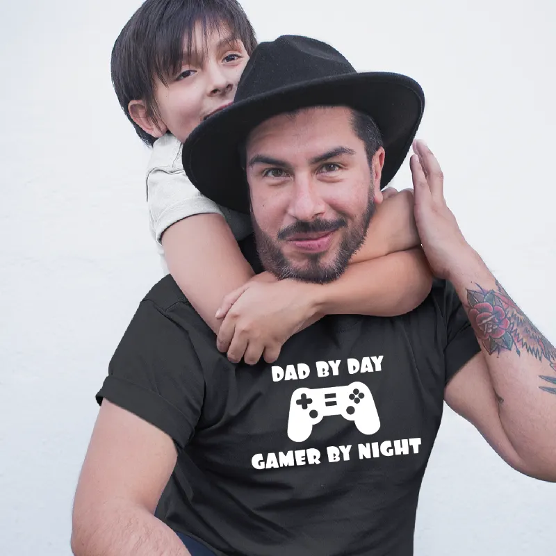 Dad By Day Gamer By Night T-Shirt Cool Fathers Day Gift