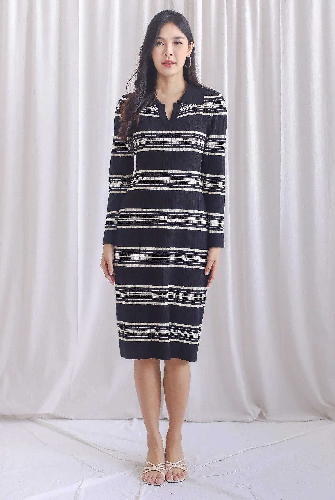 Denver Stripes Polo Knit Dress In Black