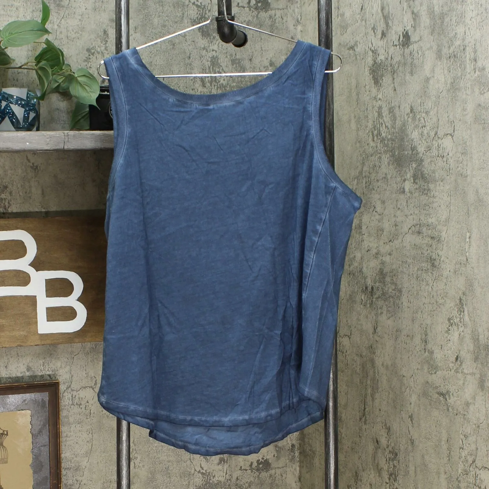 DG2 by Diane Gilman Women's Embroidered Star Tank Top