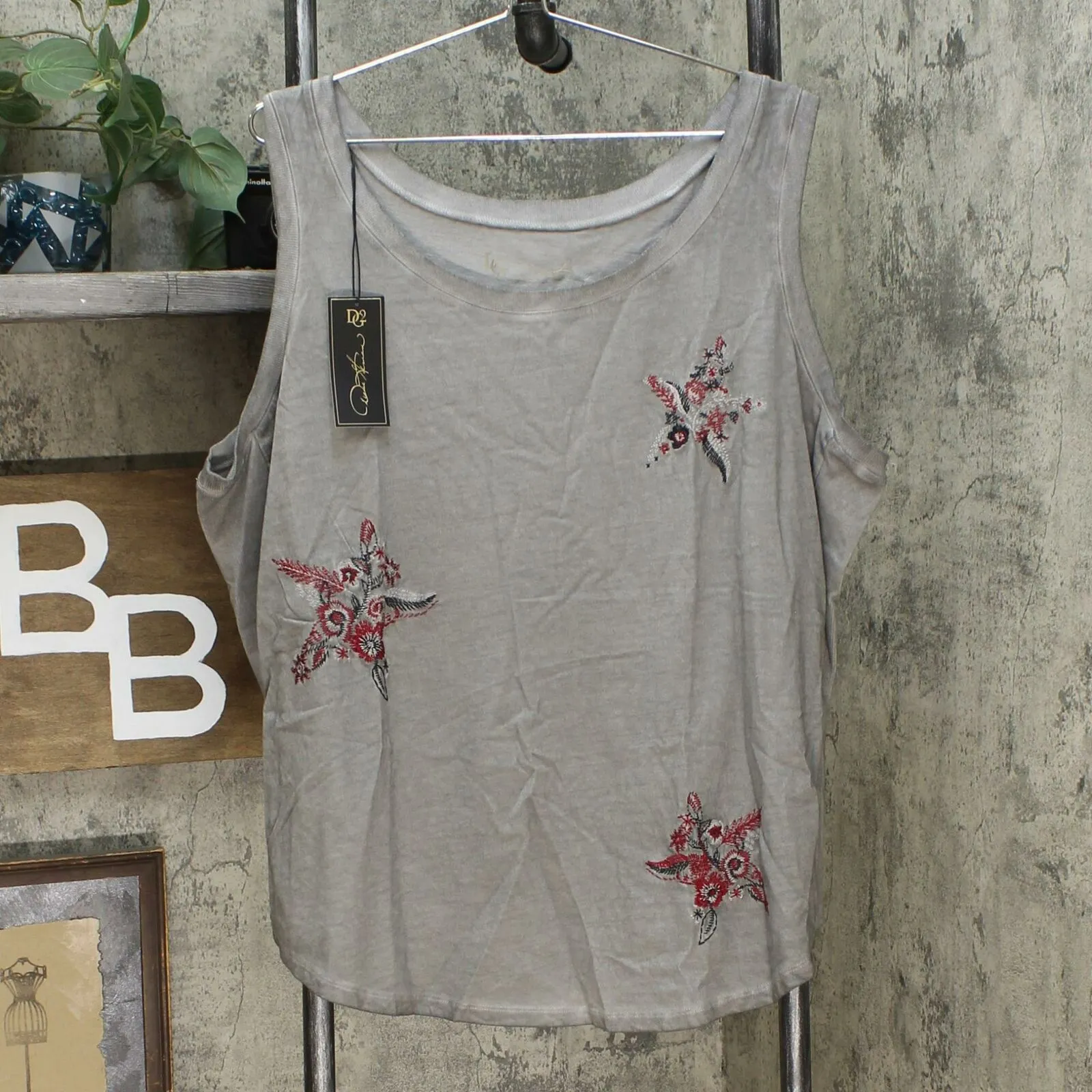 DG2 by Diane Gilman Women's Plus Size Star Embroidered Tank Top