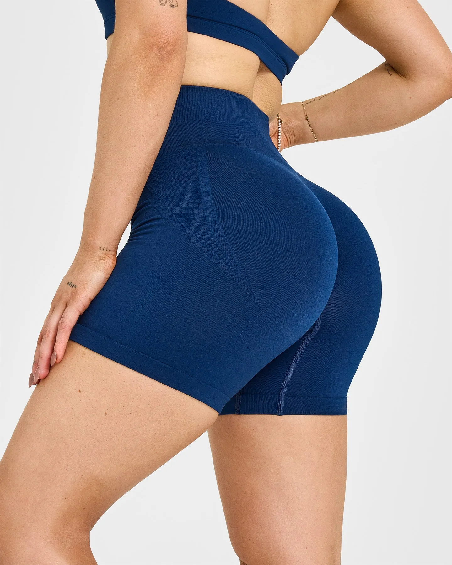 Effortless Seamless Shorts | Midnight