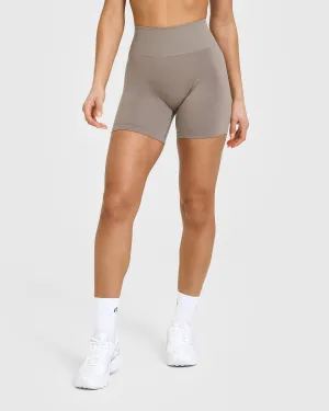 Effortless Seamless Shorts | Minky