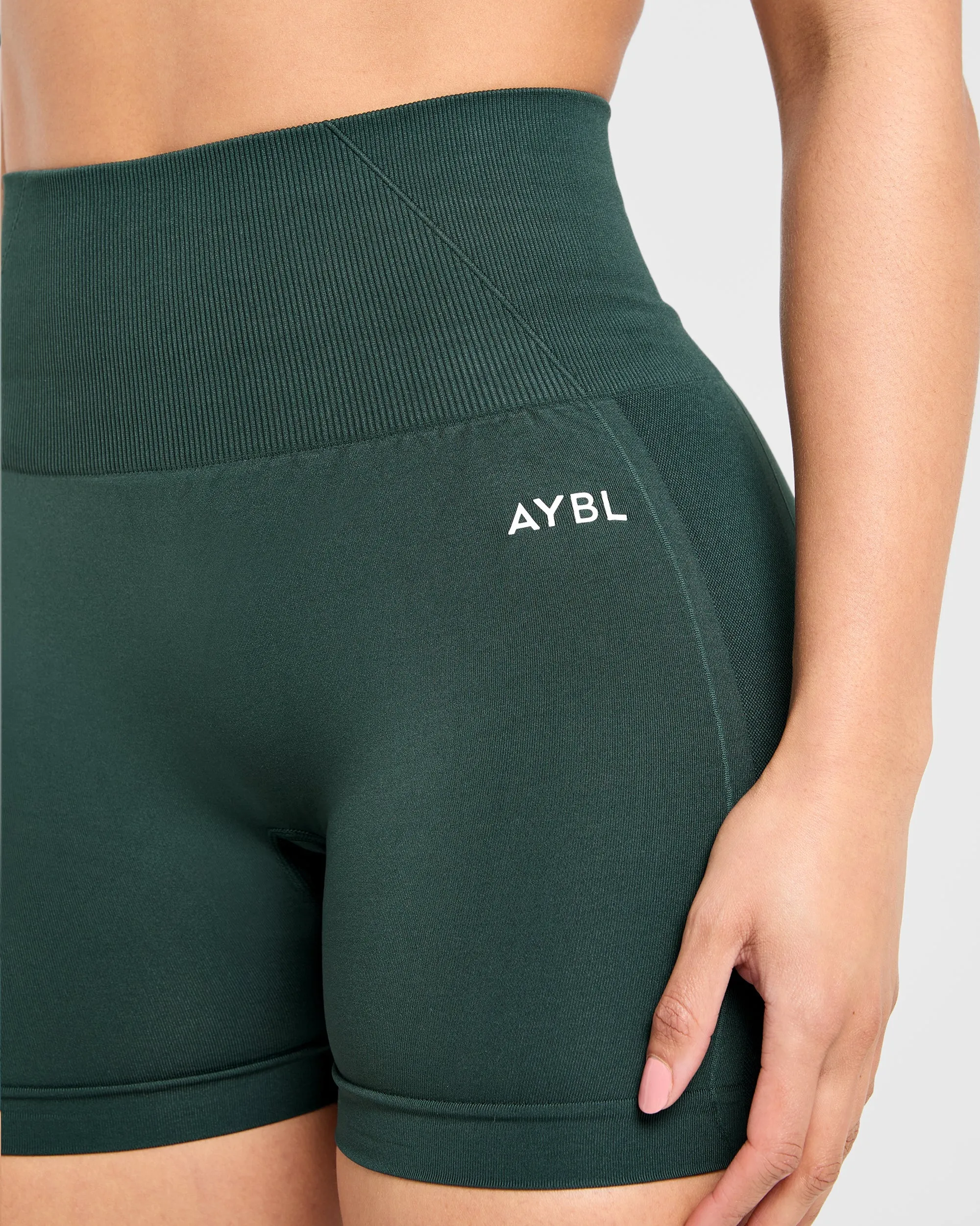 Empower Seamless Shorts - Dark Green