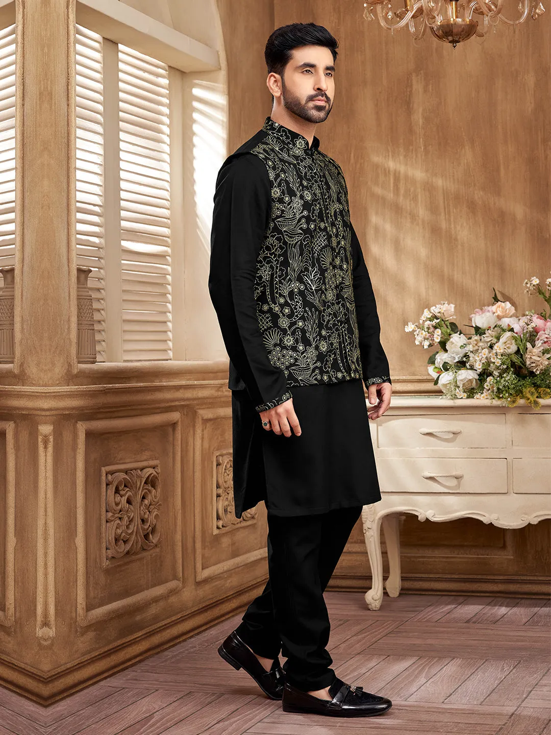 Ethnic Charm  Black Kurta Set with Intricate Embroidery