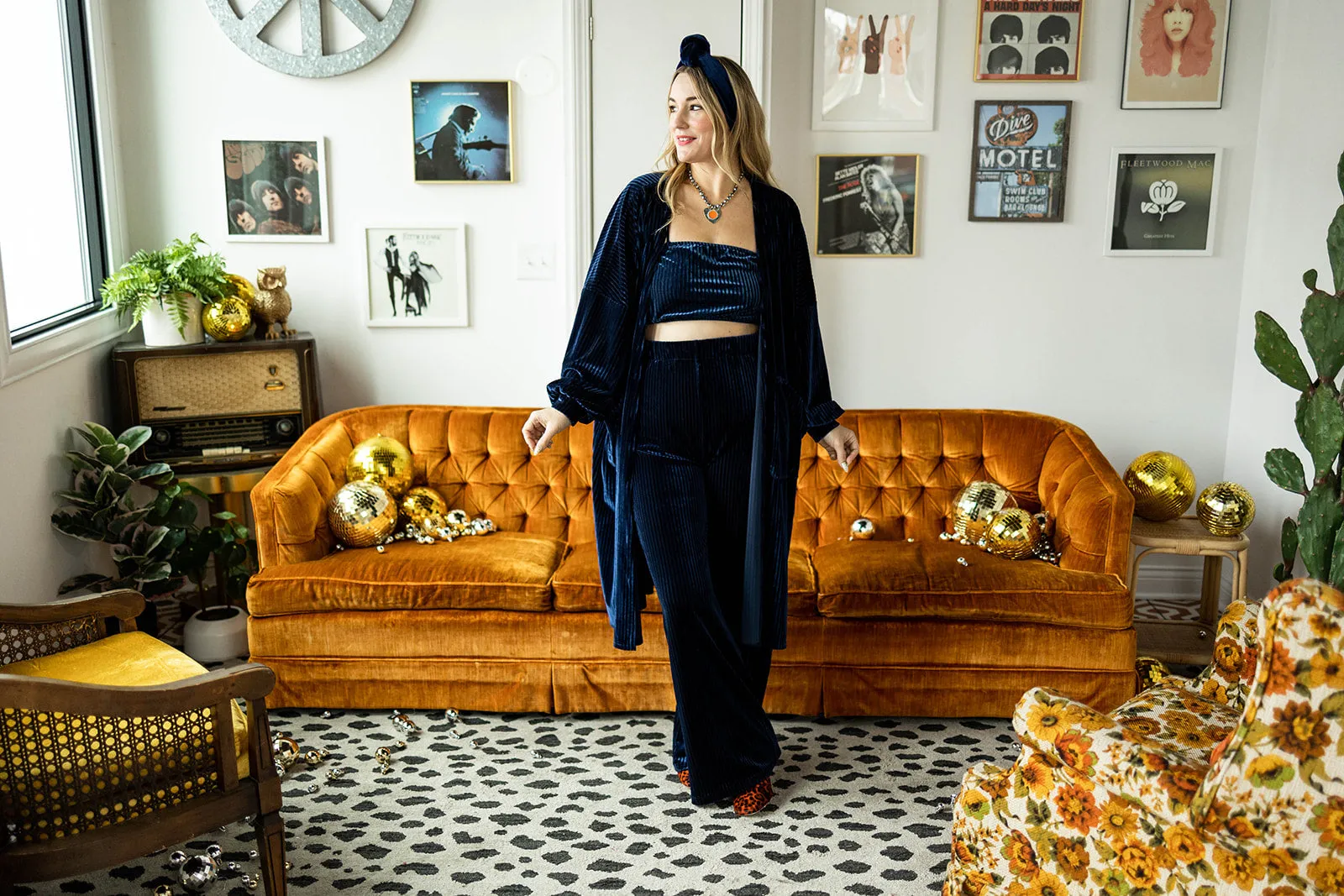felicity duster in navy ribbed velvet