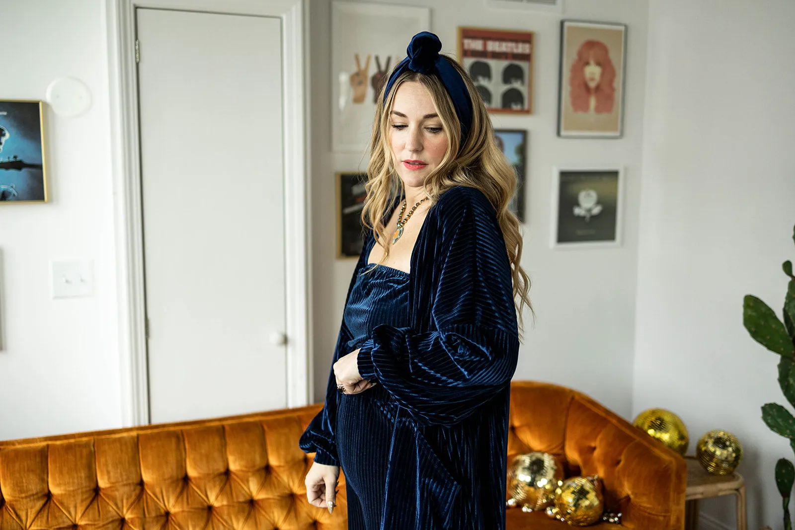 felicity duster in navy ribbed velvet