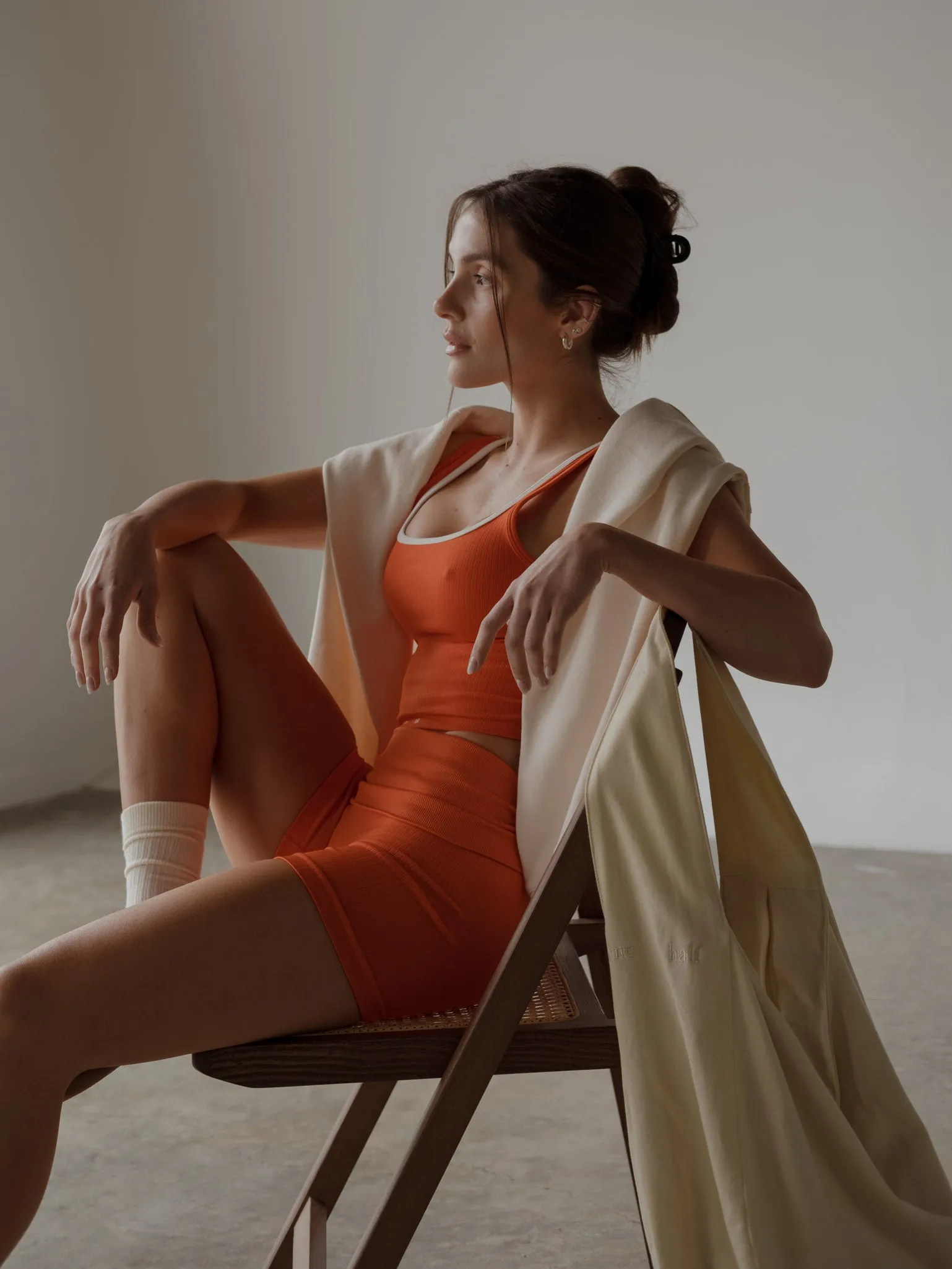 FLEX SEAMLESS MINI SHORT  - BRIGHT ORANGE