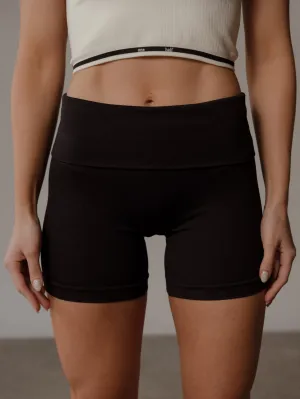 FLEX SEAMLESS MINI SHORT  - PLUS BLACK
