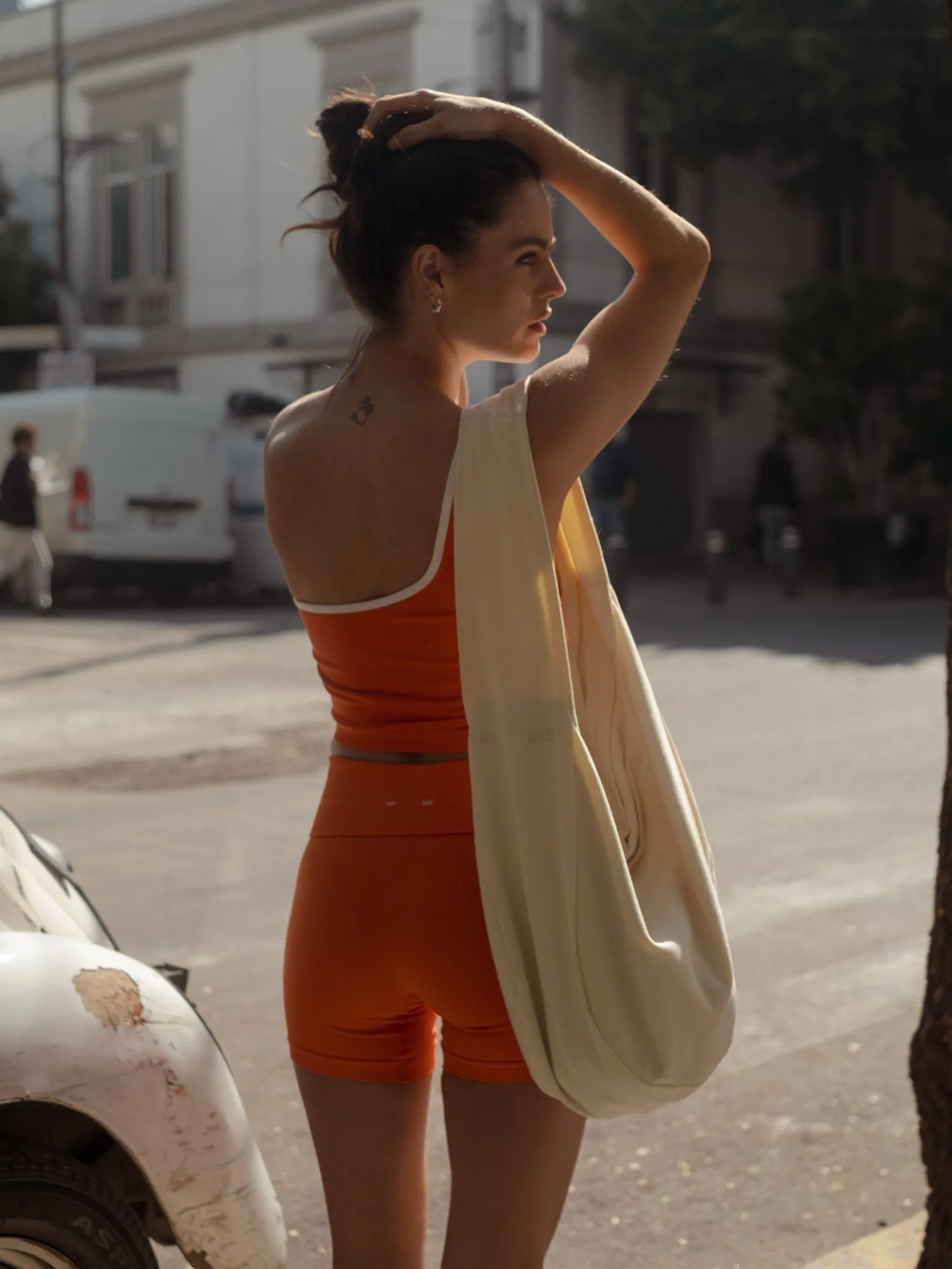 FLEX SEAMLESS SHORT - BRIGHT ORANGE