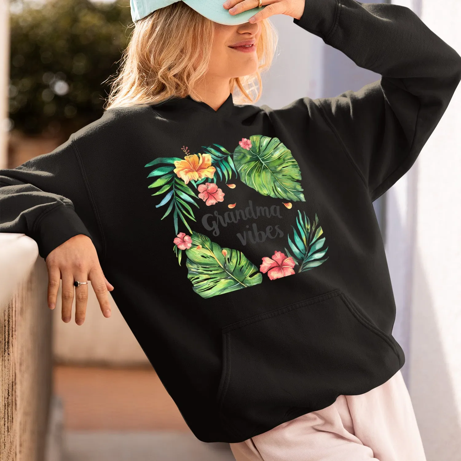 Floral Grandma Vibes T-Shirt, Cute Floral Grandma Vibes Shirt, Nana Flower Sweatshirt, Grandma Shirt, Grandma Gift, Mother's Day Gift