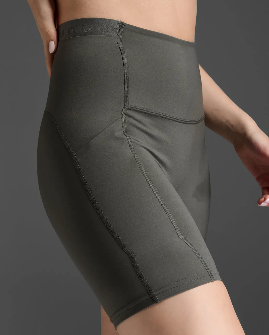 Form Stash Hi-Rise 6" Bike Short with Pockets
