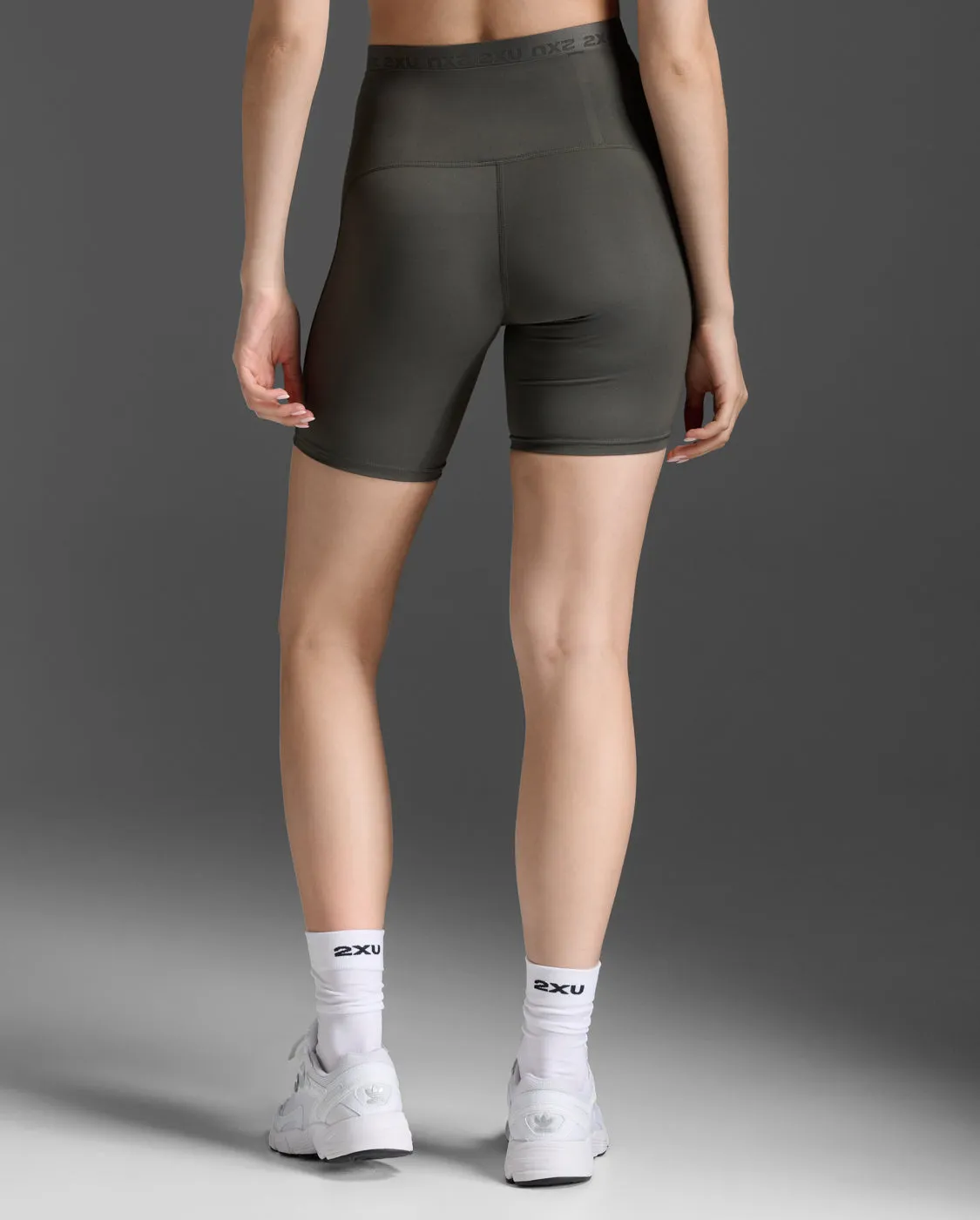 Form Stash Hi-Rise 6" Bike Short with Pockets