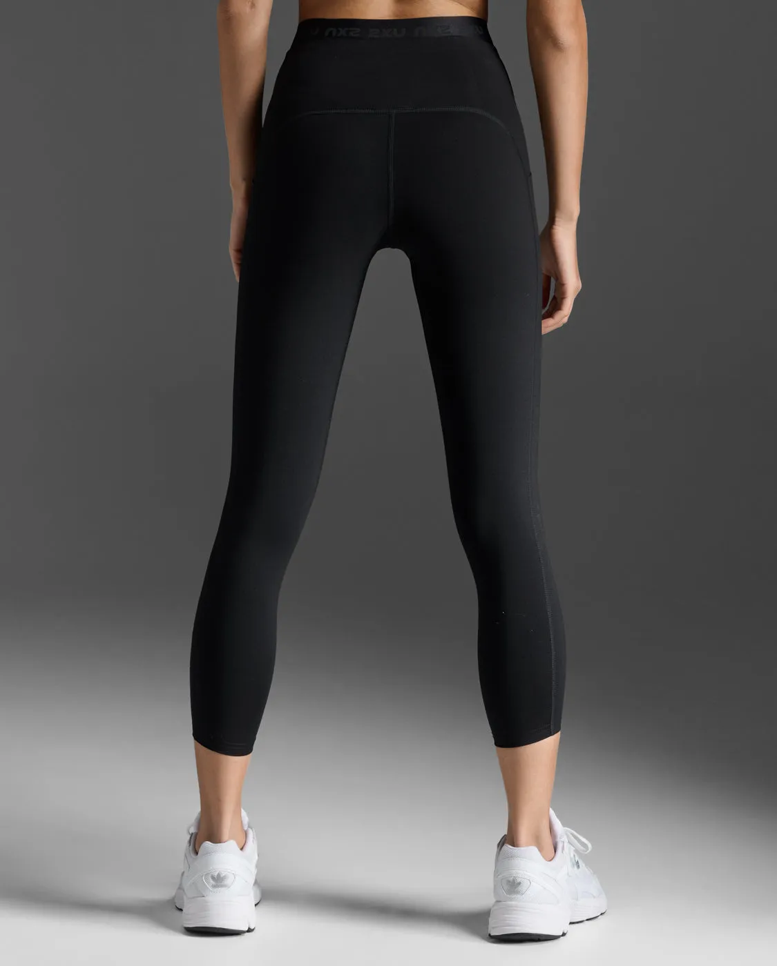Form Stash Hi-Rise Compression 7/8 Tights with Pockets